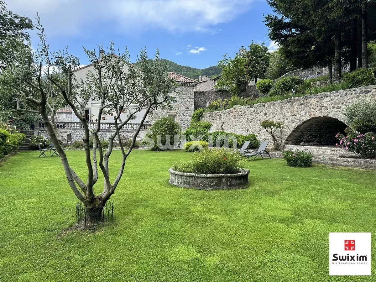Maison à vendre, 340m², Burzet