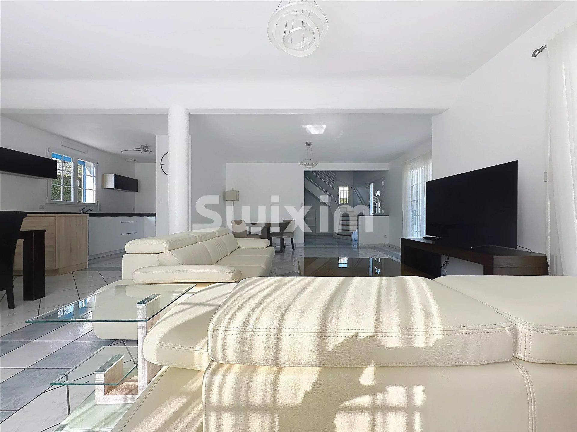 Maison à vendre, 180m², Saint-Genis-Pouilly