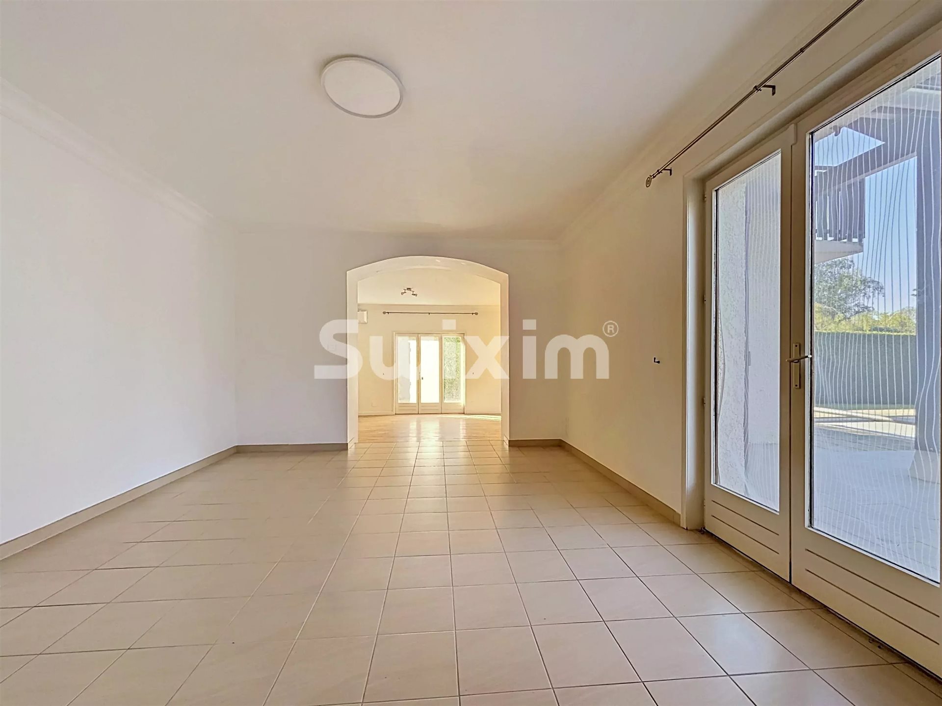 Maison à vendre, 223m², Cessy