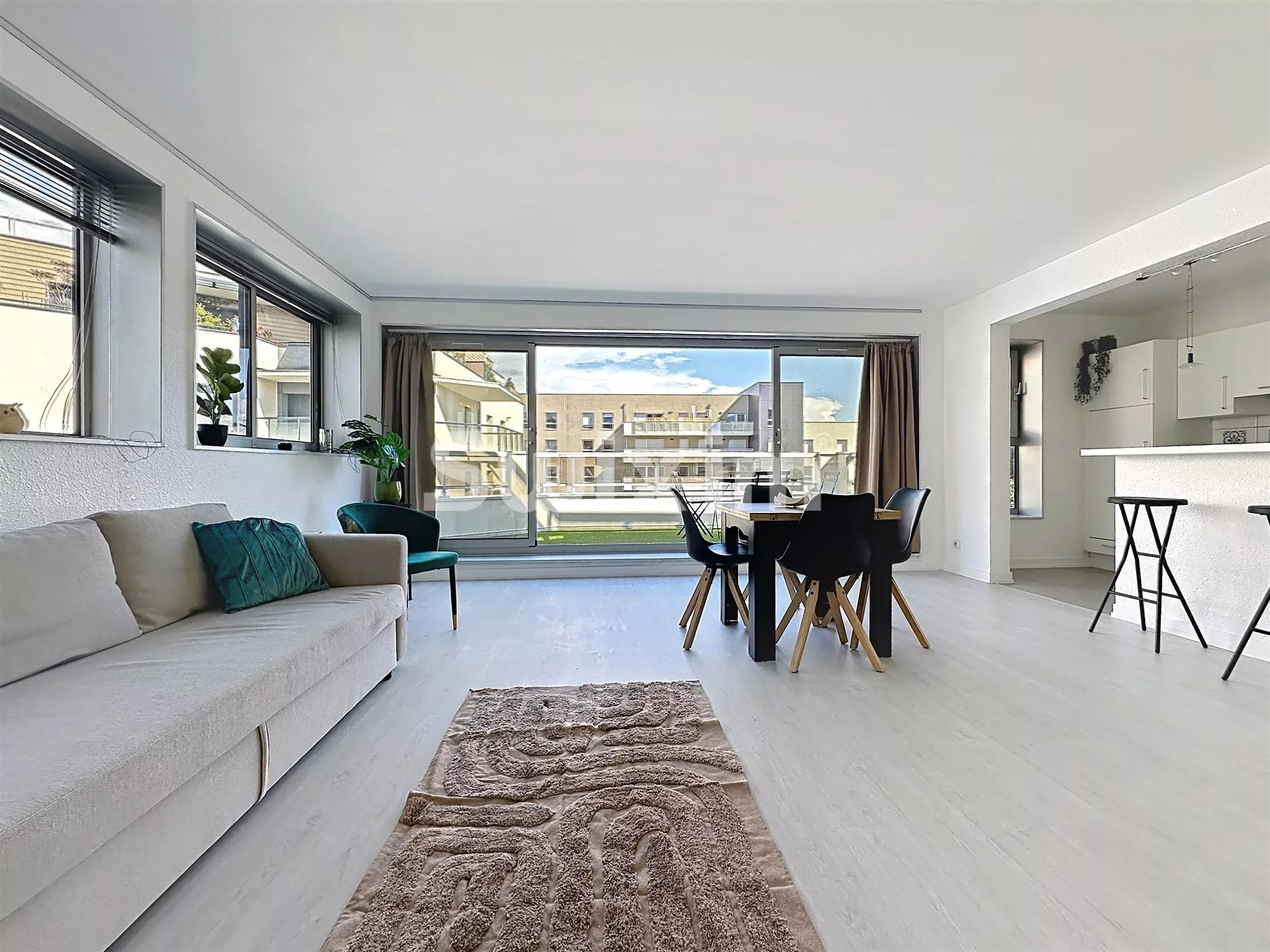 Appartement à louer, 71m², Ferney-Voltaire