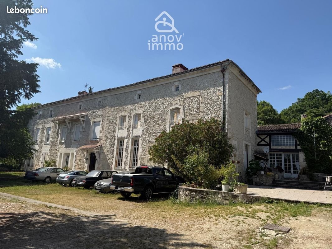 Maison à vendre, 716m², Mornac