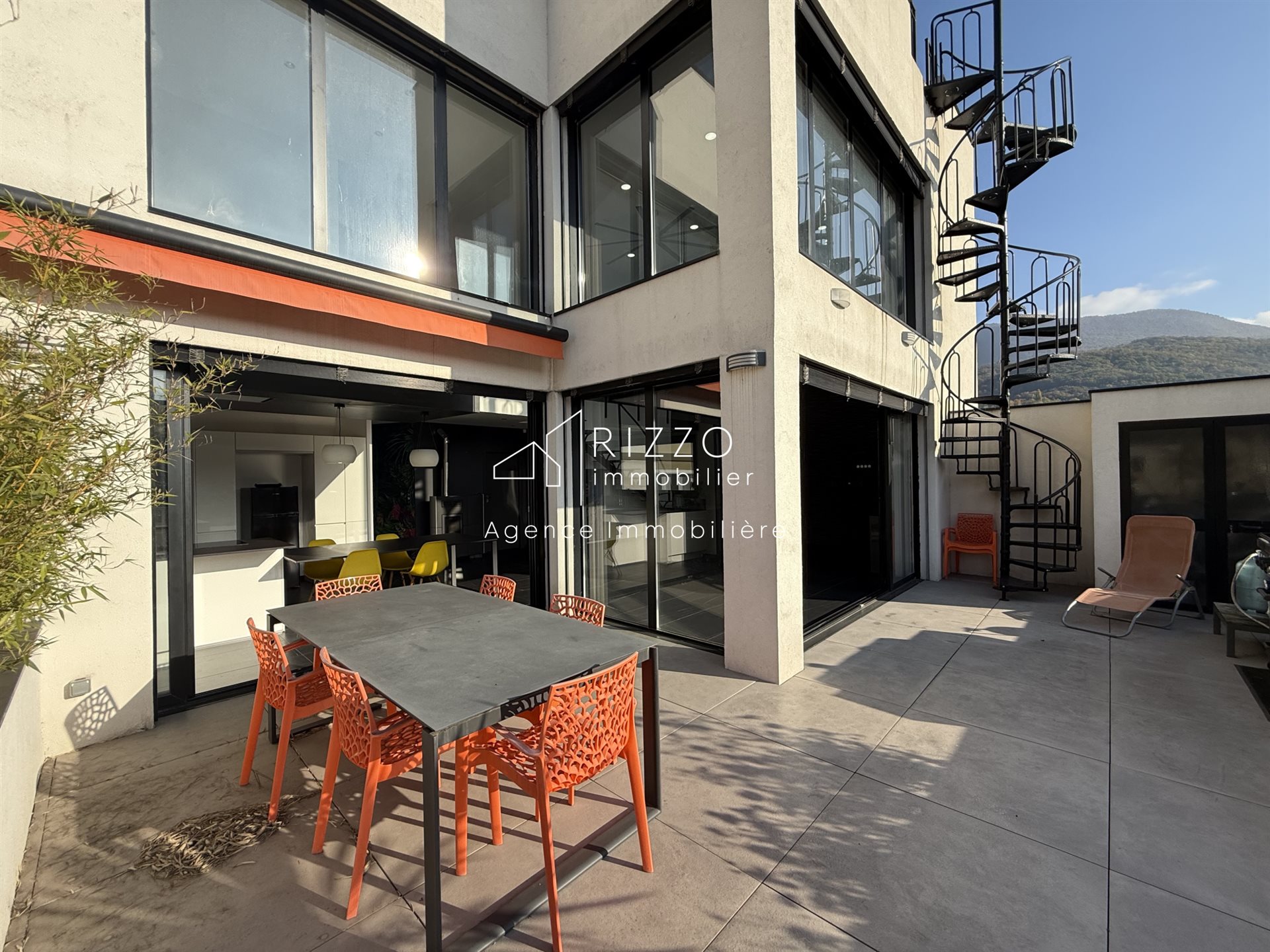 Appartement à vendre, 150m², Valserhône