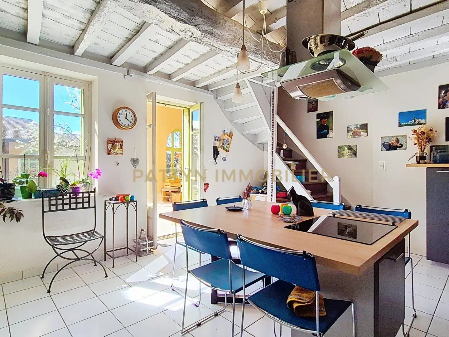 Maison à vendre, 262m², Tramoyes