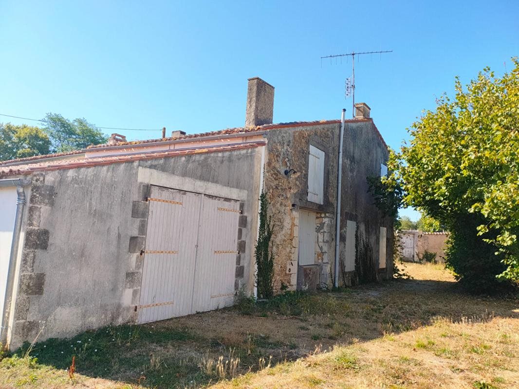 Maison à vendre, 190m², Lussant