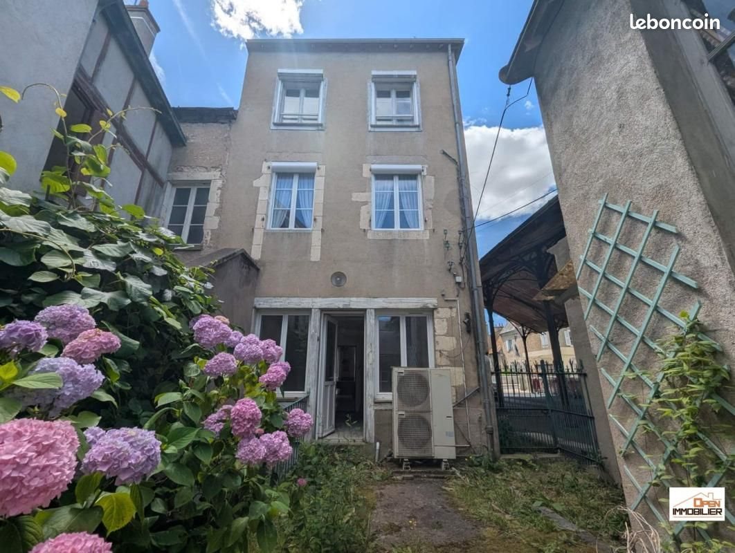 Maison à vendre, 160m², Neuvy-Saint-Sépulchre