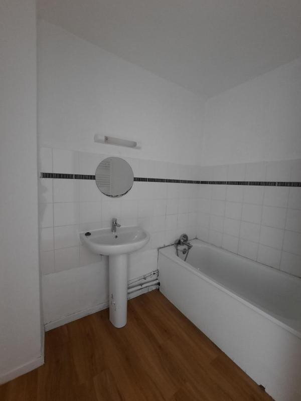 Appartement à louer, 73m², Saint-Siméon-de-Bressieux