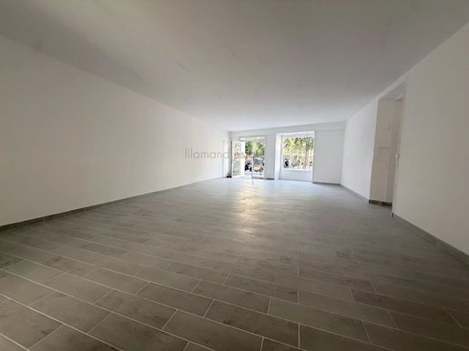 Local commercial 4 pièces 115 m² · à Cannes · 115 m² · 399 000 €