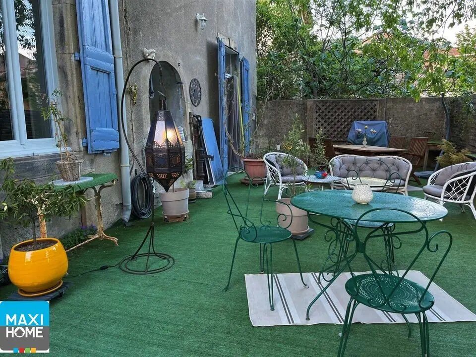 Maison à vendre, 380m², Saint-Florent-sur-Auzonnet