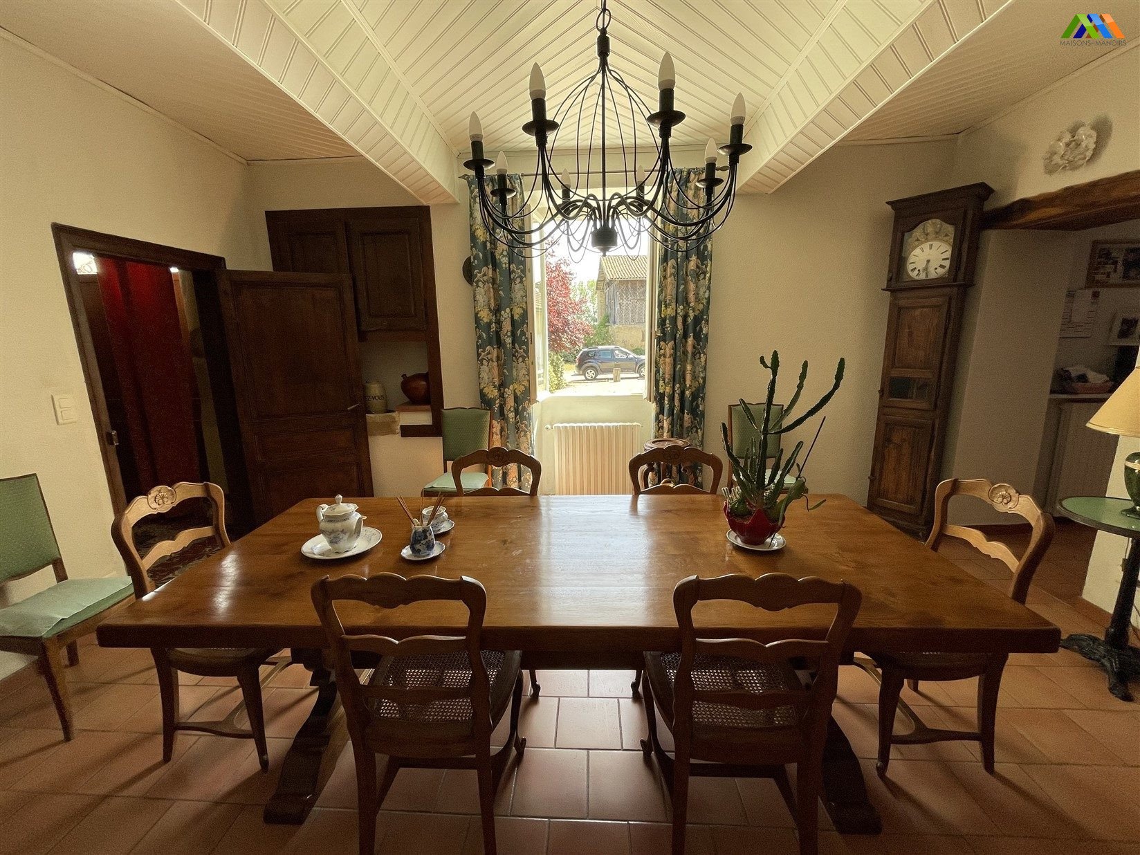 Maison à vendre, 240m², Seissan