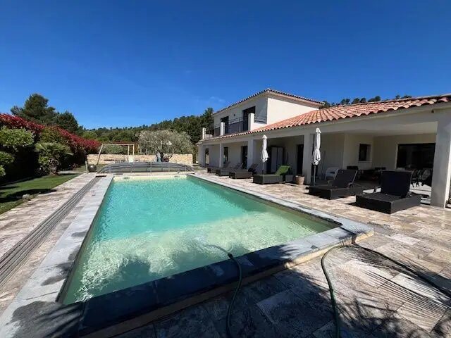 Maison à vendre, 224m², Meyreuil