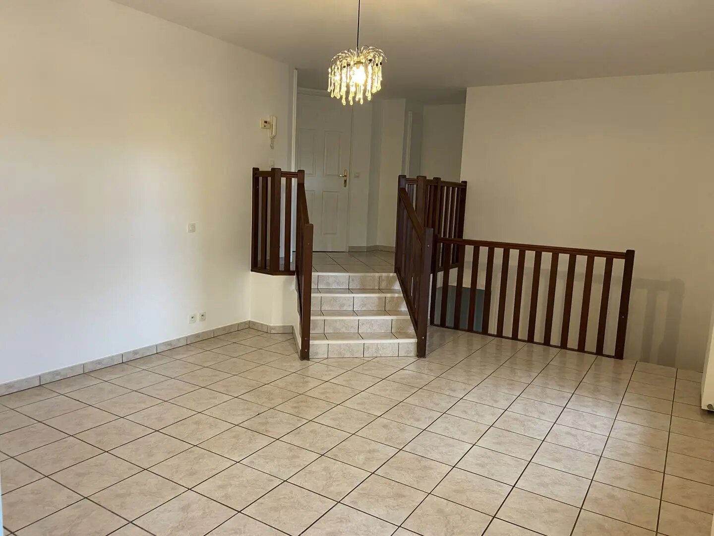 Appartement à louer, 81m², Courbevoie