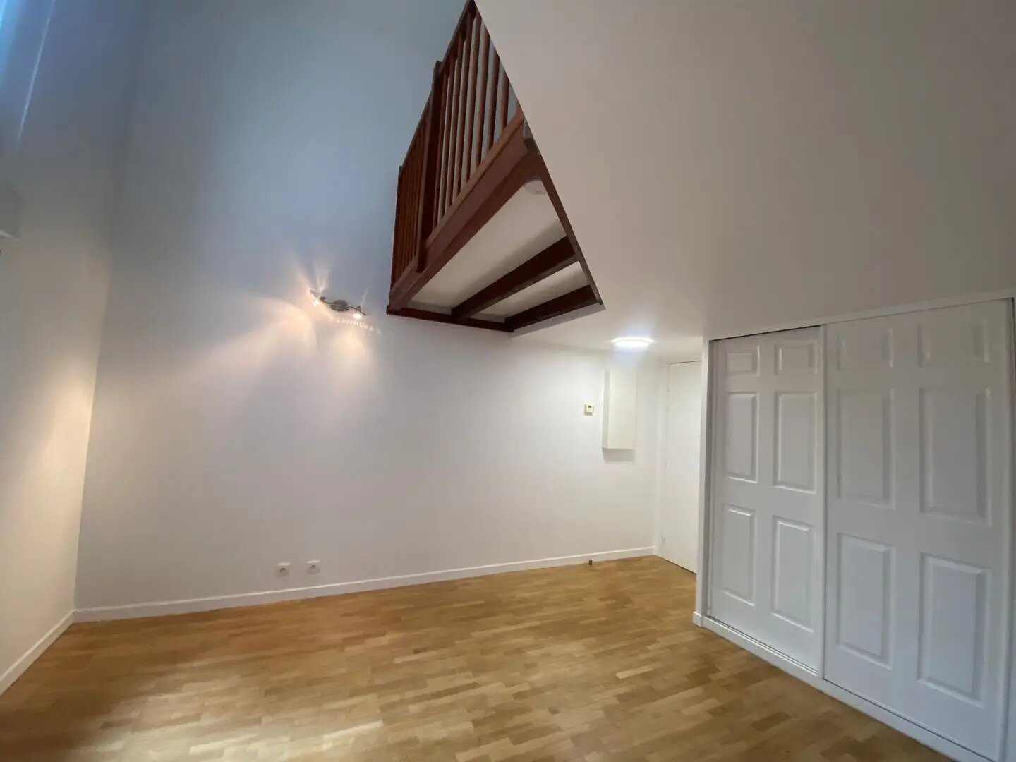 Appartement à louer, 39m², Courbevoie
