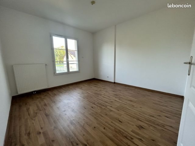 Appartement à louer, 69m², Freneuse