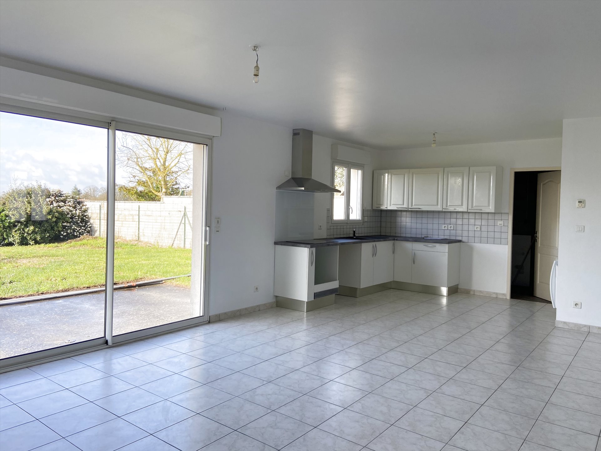 Maison à louer, 95m², Vergeroux
