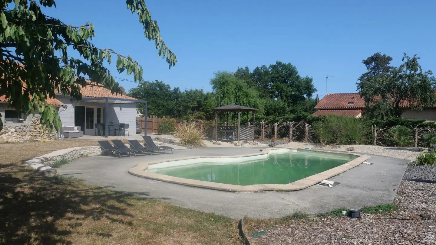 Maison à vendre, 110m², Celle-Lévescault
