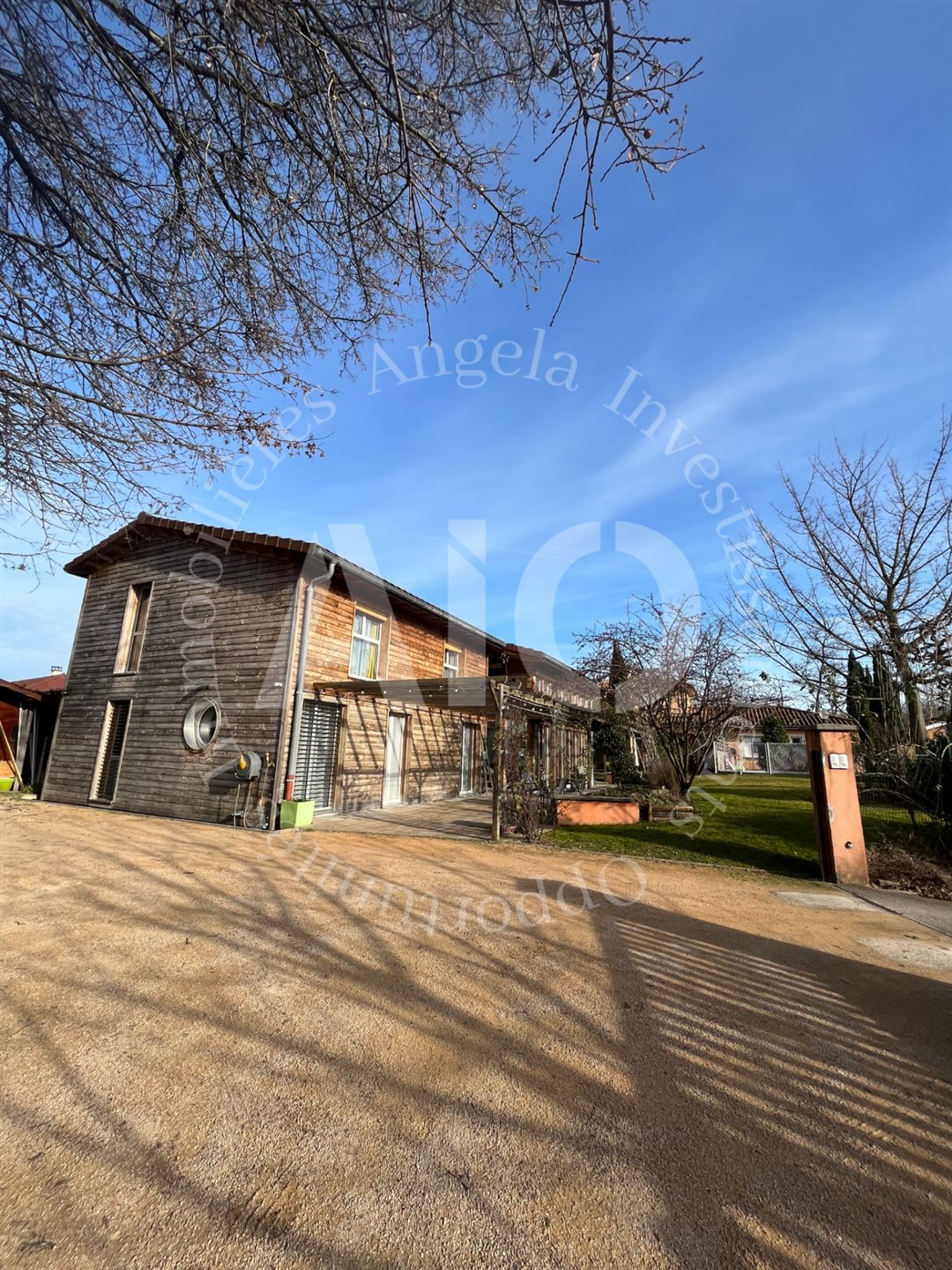 Maison à vendre, 360m², Neyron