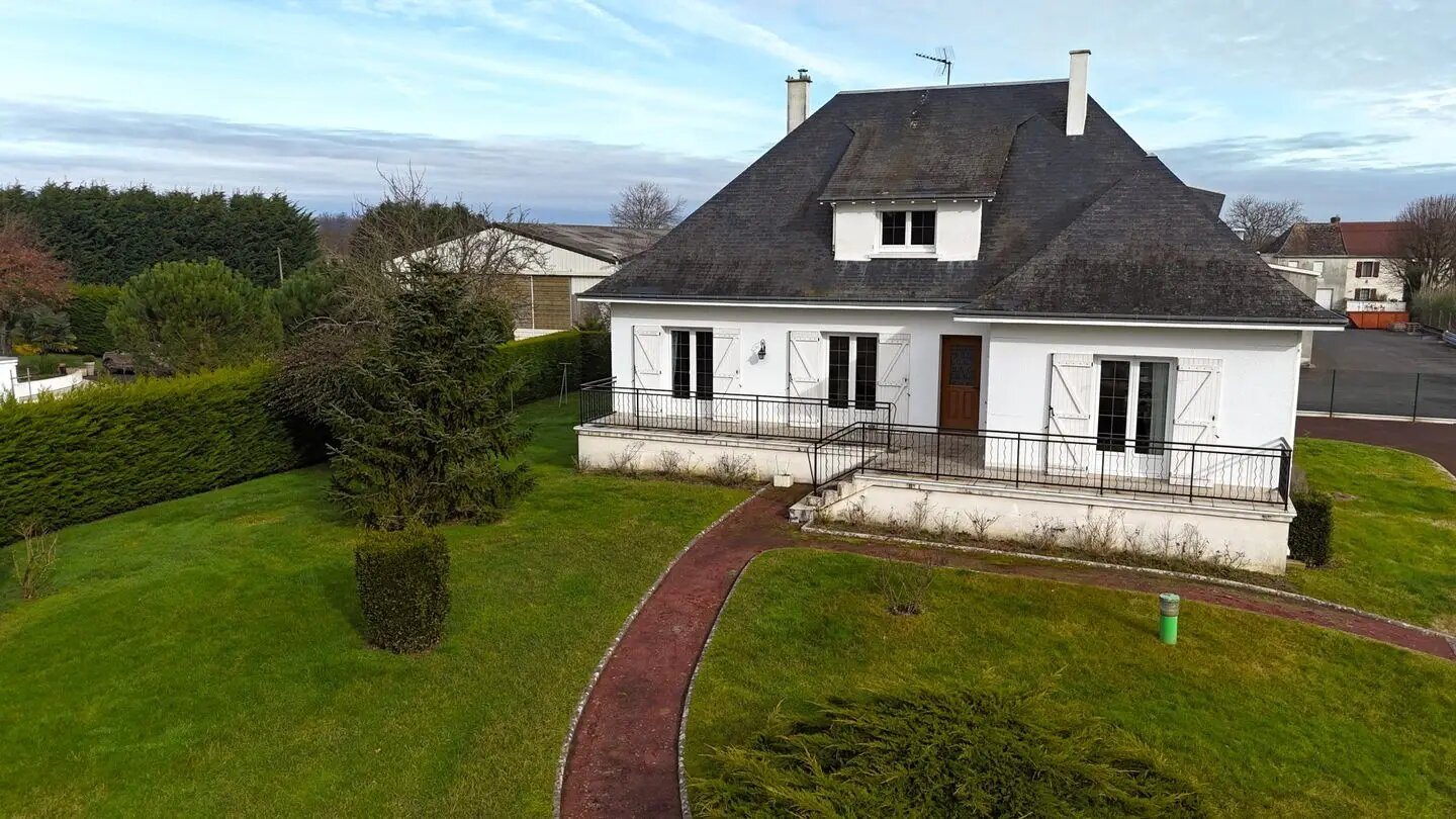 Maison à vendre, 150m², Leigné-les-Bois