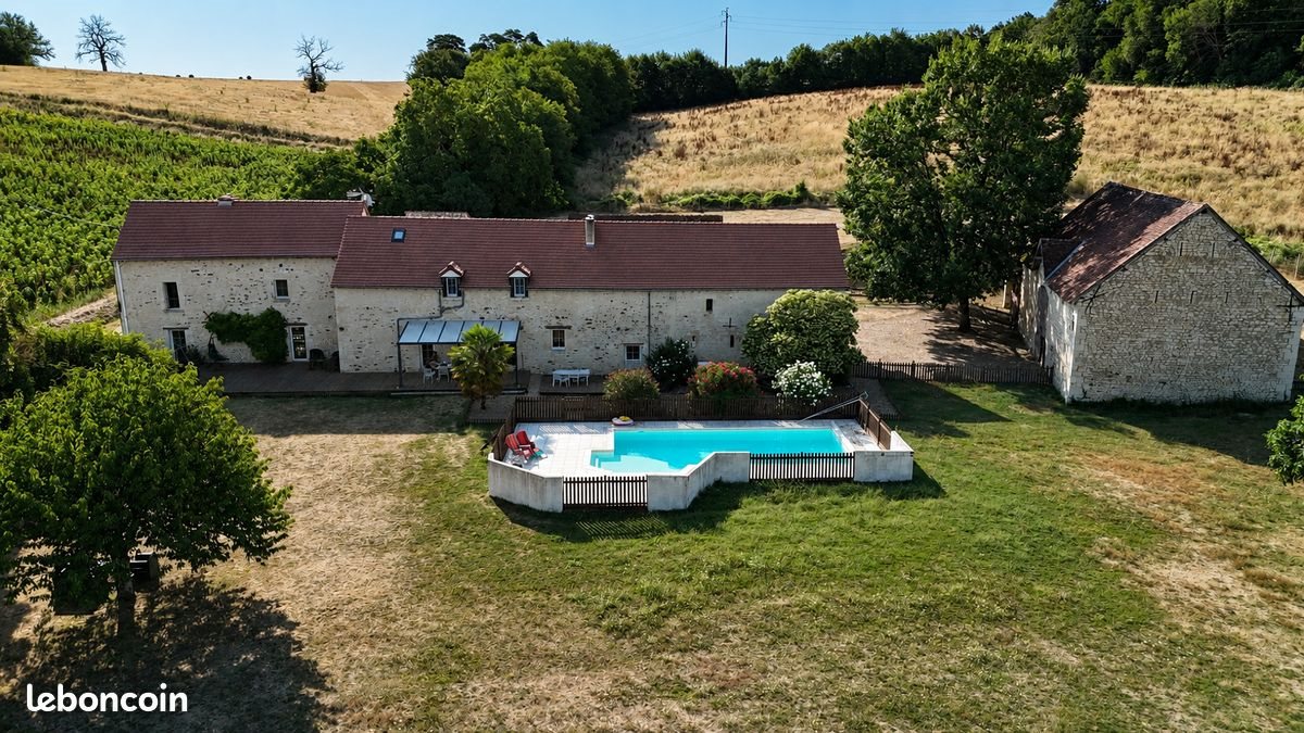 Maison à vendre, 263m², Dangé-Saint-Romain