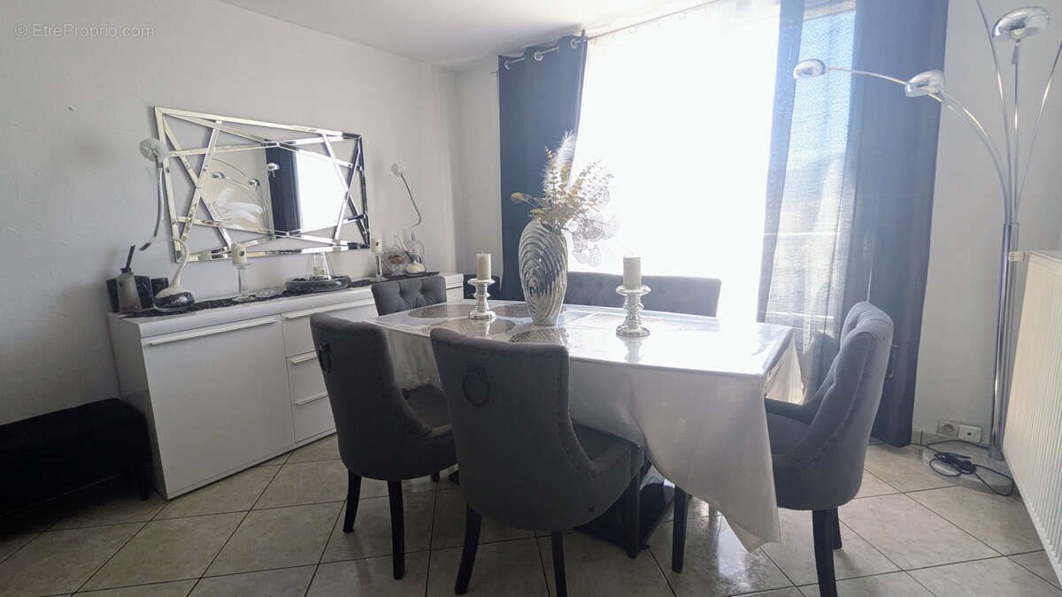 Appartement à vendre, 79m², Firminy