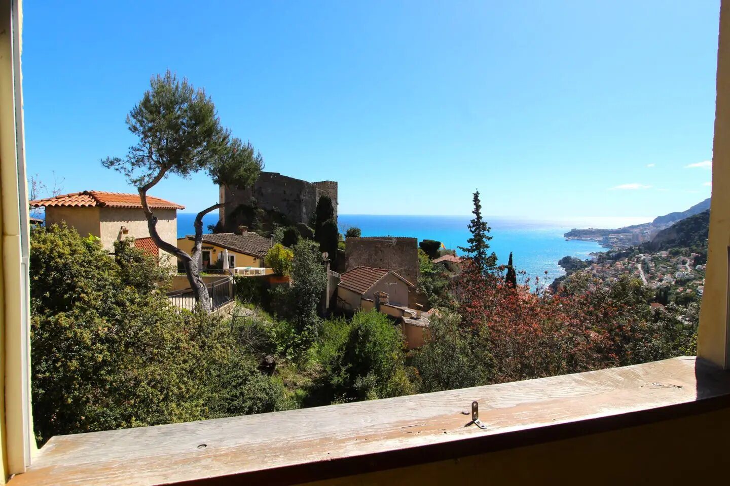 Appartement à louer, 83m², Roquebrune-Cap-Martin