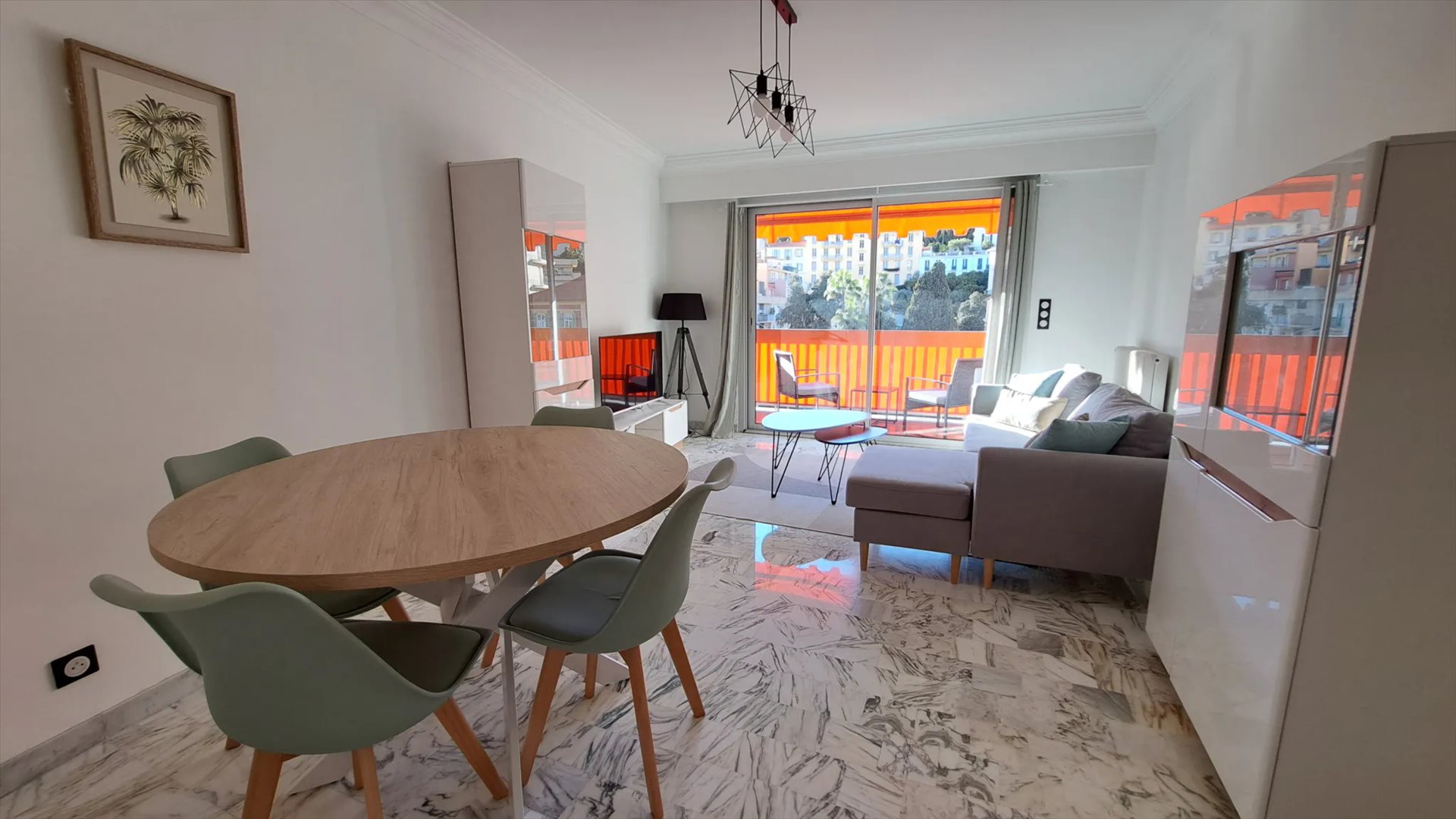 Appartement à louer, 52m², Menton