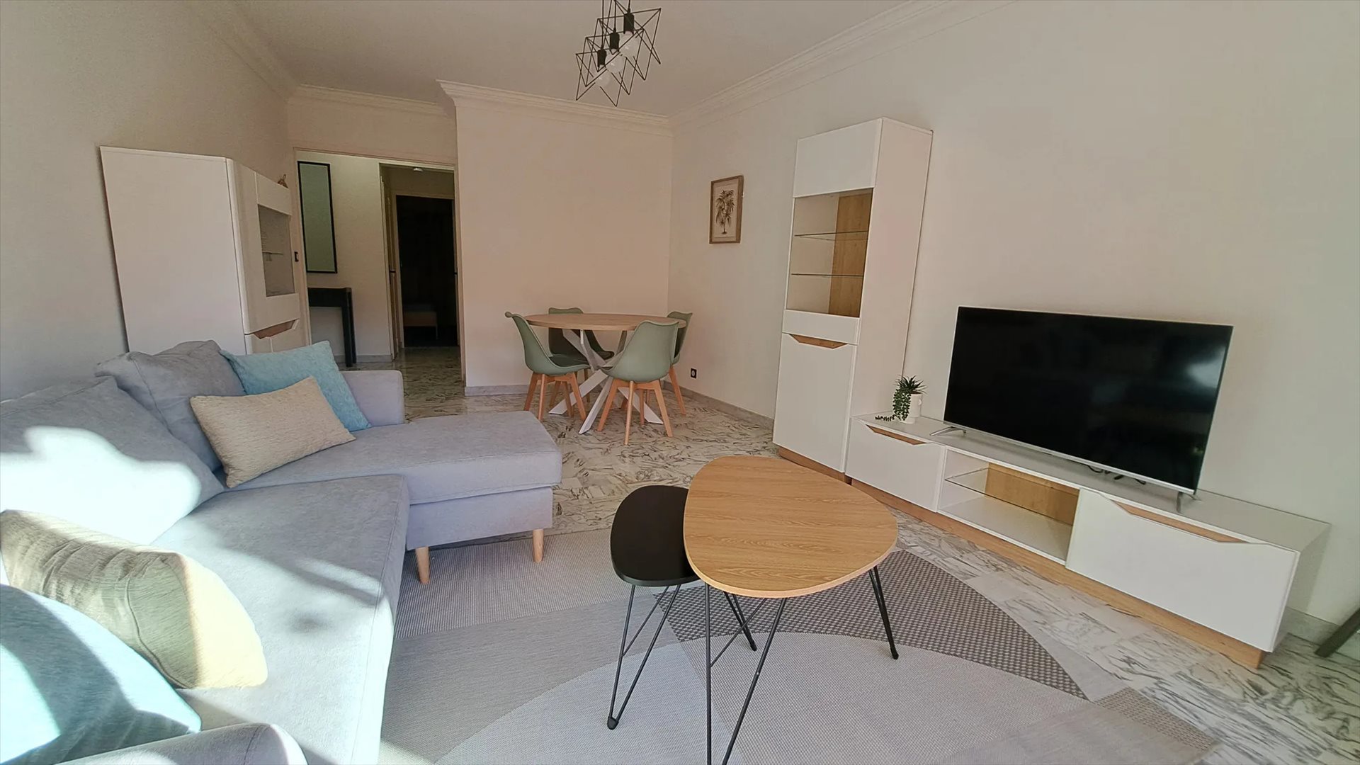 Appartement à louer, 52m², Menton