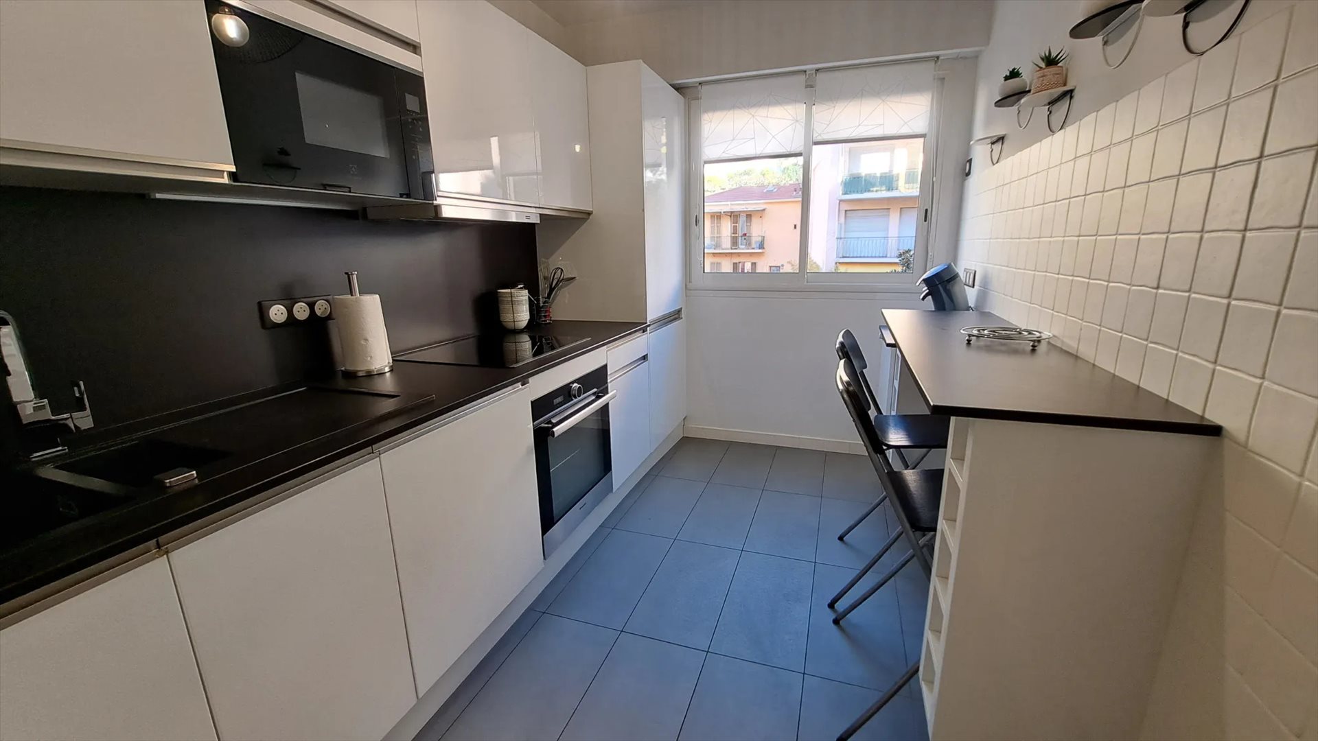 Appartement à louer, 52m², Menton