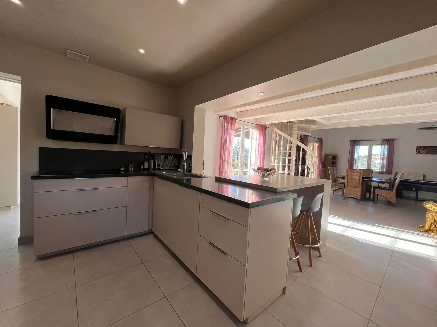 Maison à vendre, 241m², La Turbie