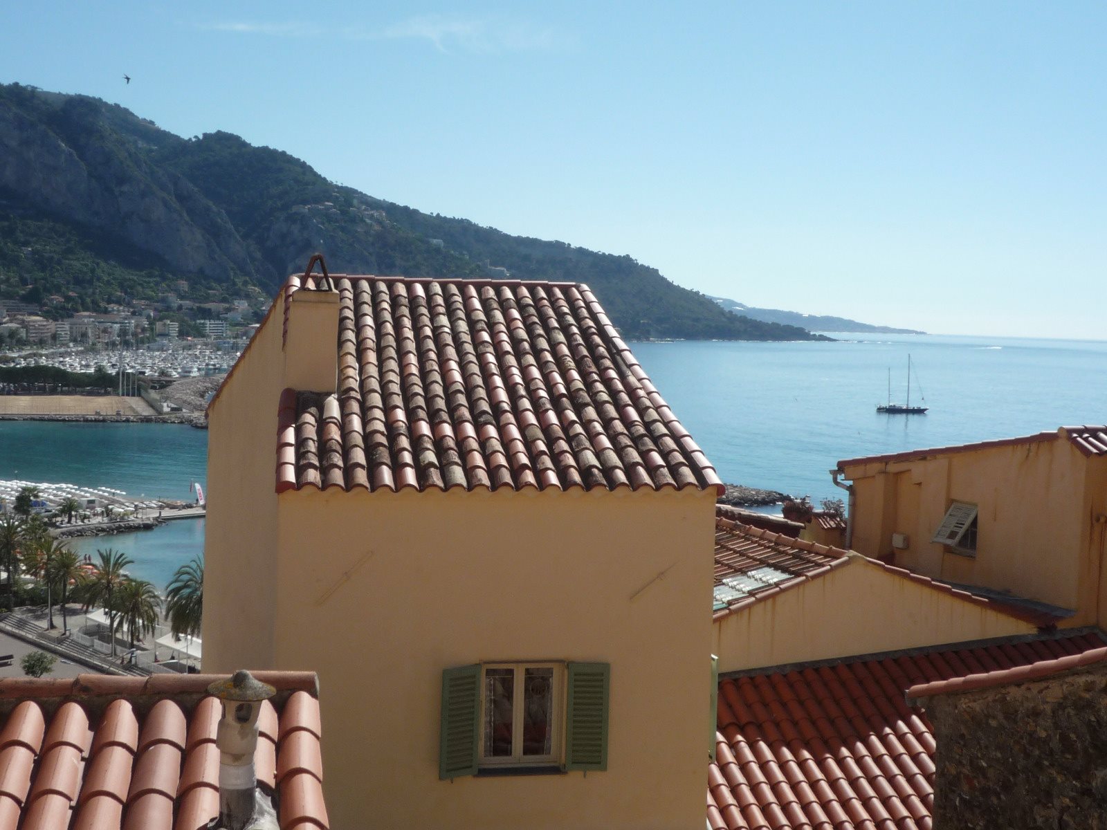Appartement à louer, 66m², Menton