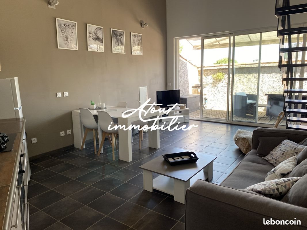 Maison à louer, 66m², Saint-Félix-de-Lodez