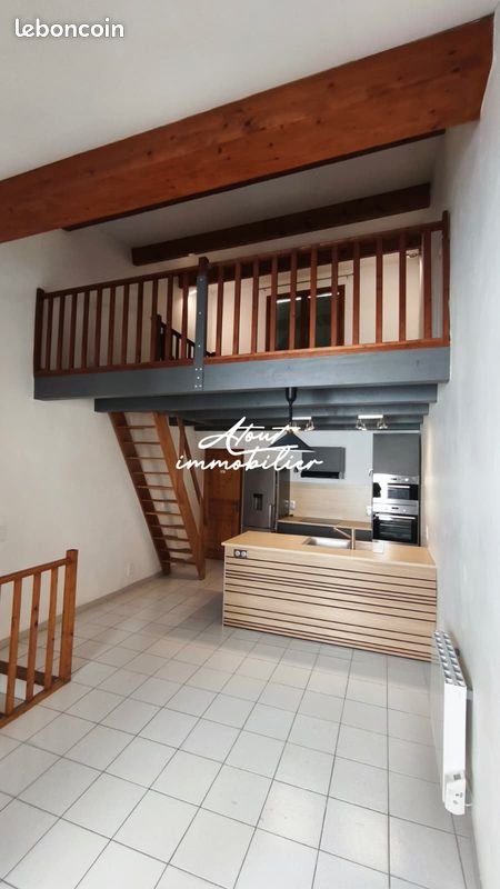 Maison à louer, 40m², Péret