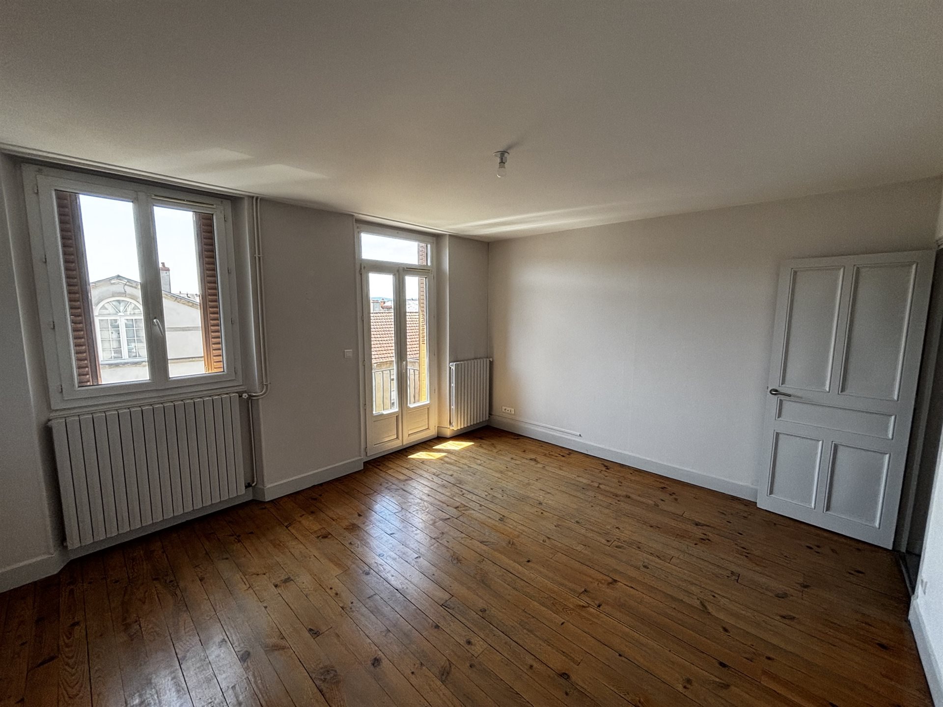 Appartement à louer, 47m², Autun