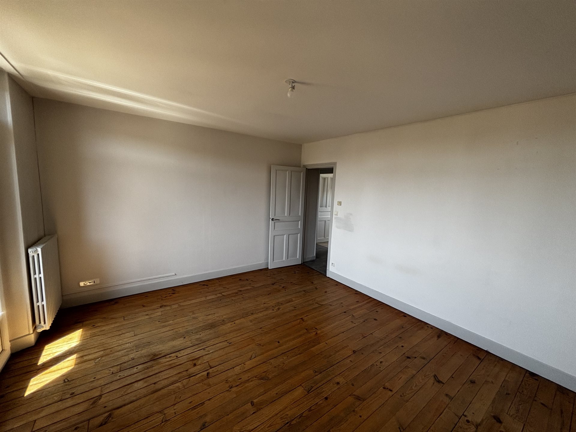 Appartement à louer, 47m², Autun