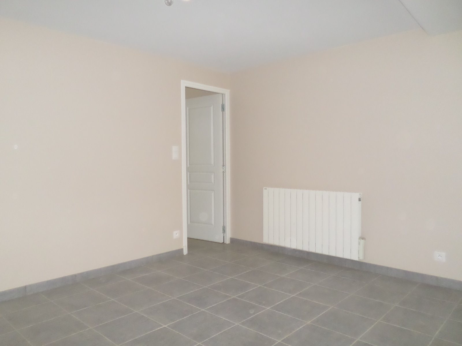 Appartement à louer, 37m², Autun