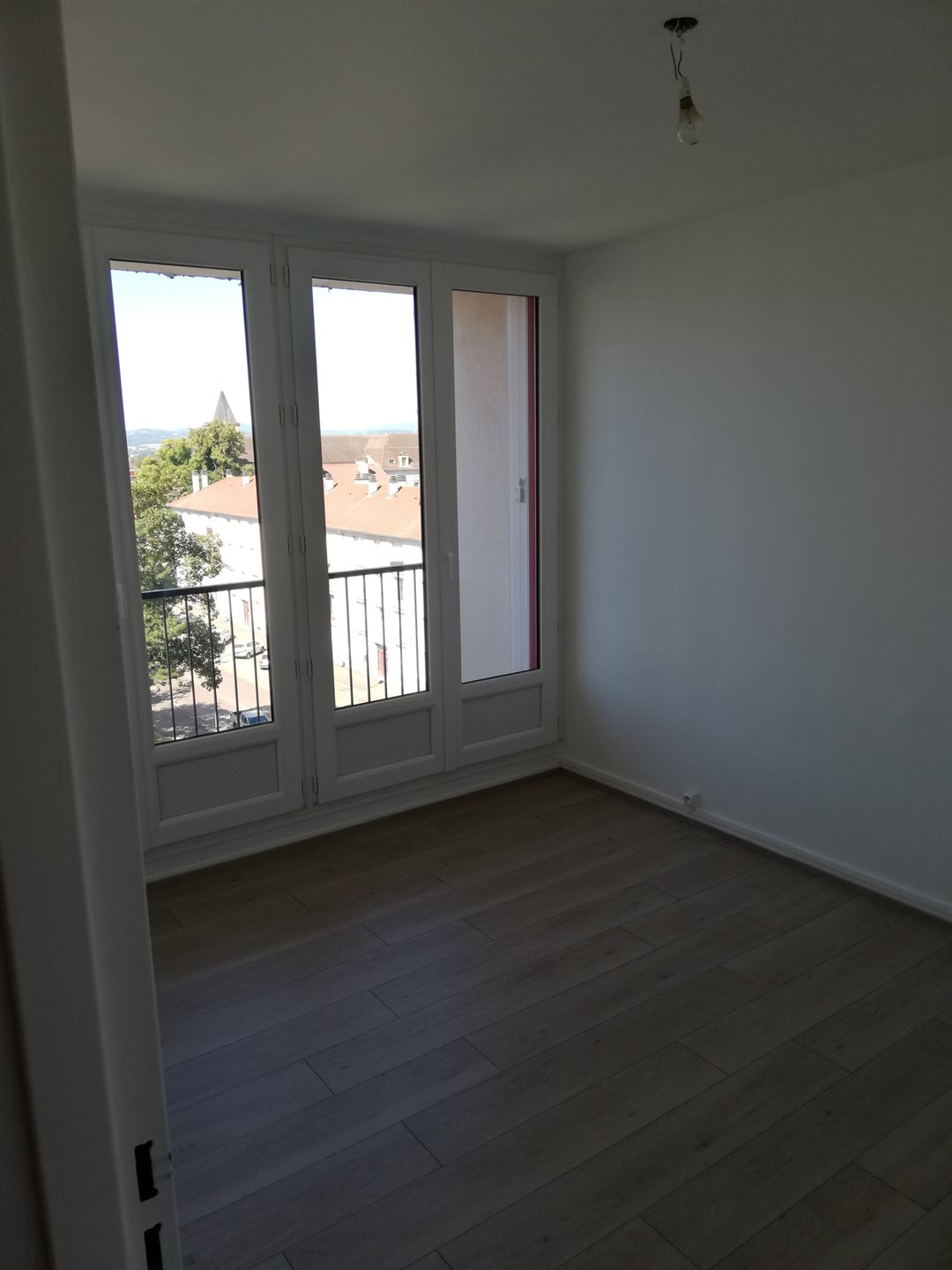 Appartement à louer, 70m², Autun
