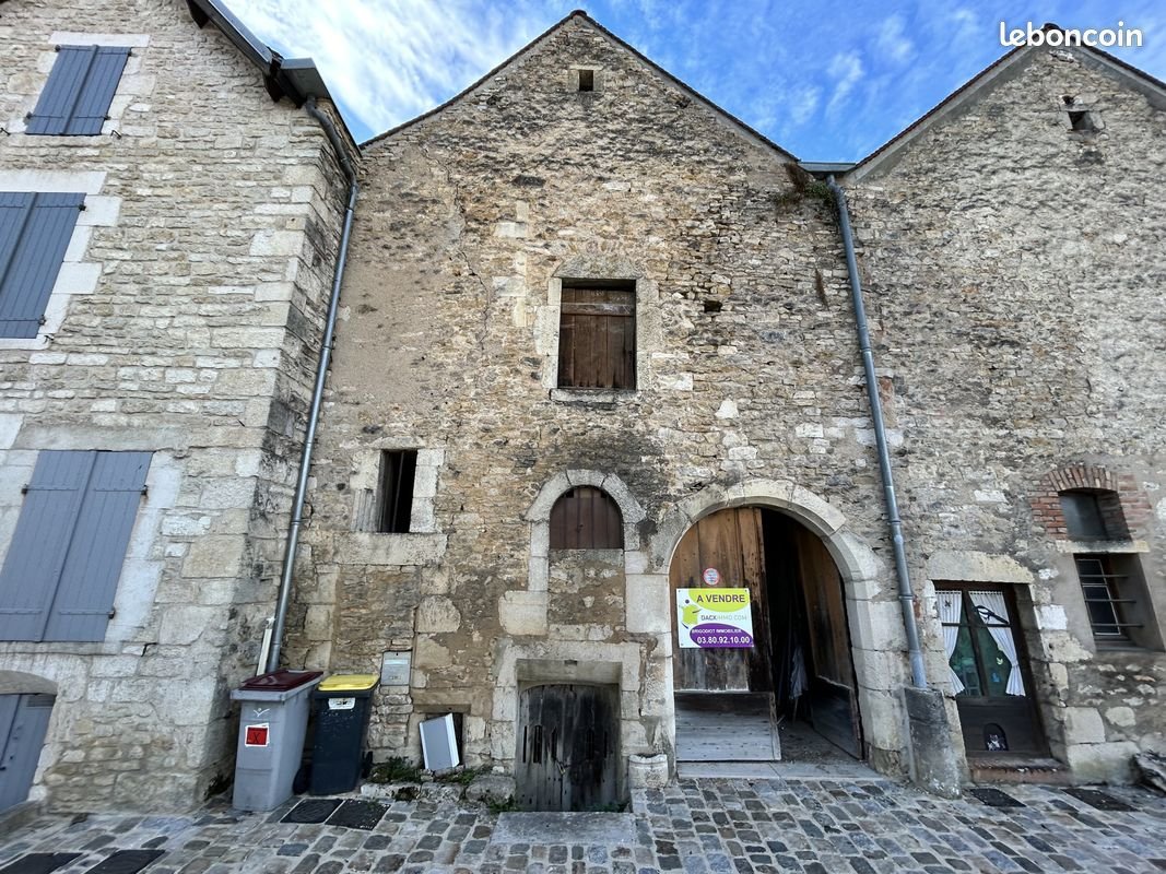 Maison à vendre, 134m², Montbard