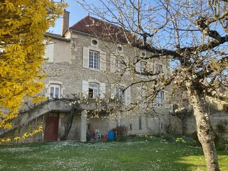 Maison à vendre, 330m², Montbard