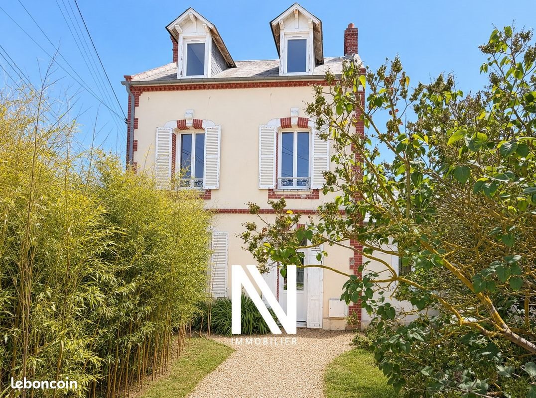 Maison à vendre, 101m², Lion-sur-Mer
