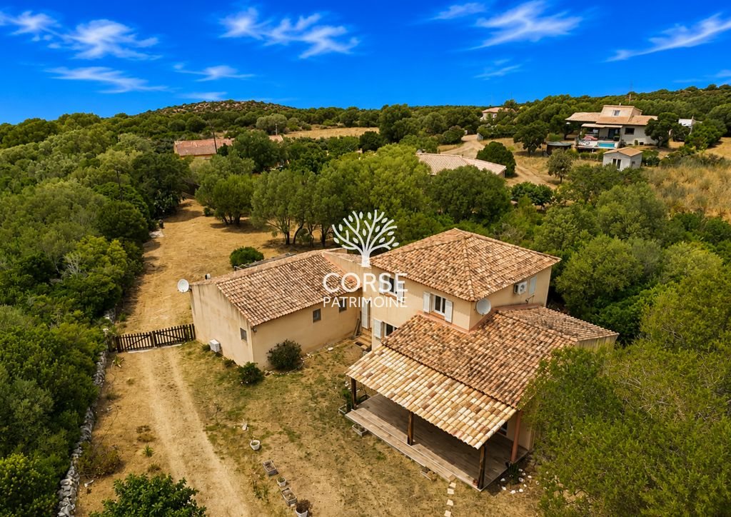 Maison à vendre, 185m², Figari