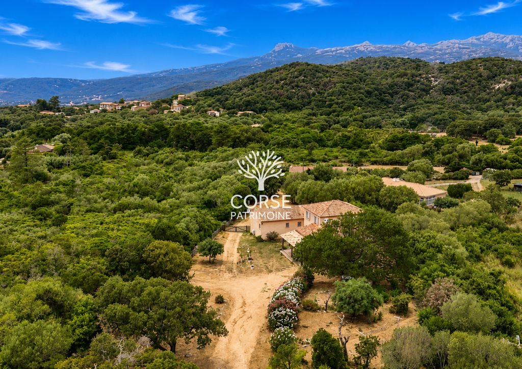 Maison à vendre, 185m², Figari