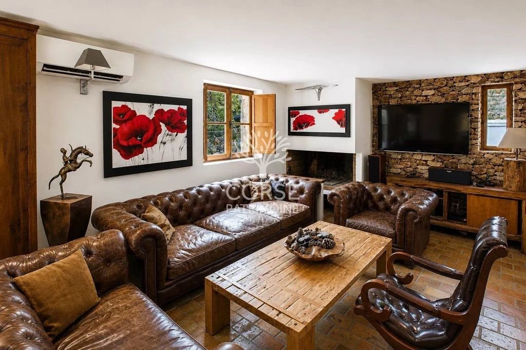 Maison à vendre, 117m², Sotta