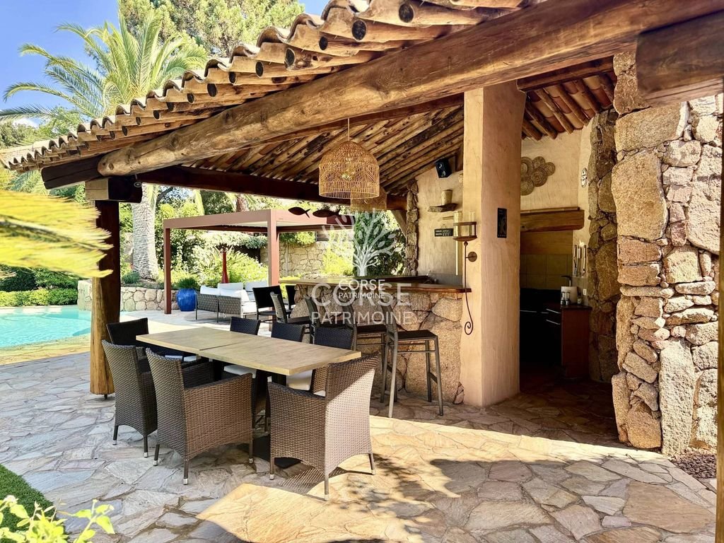 Maison à vendre, 242m², Lecci