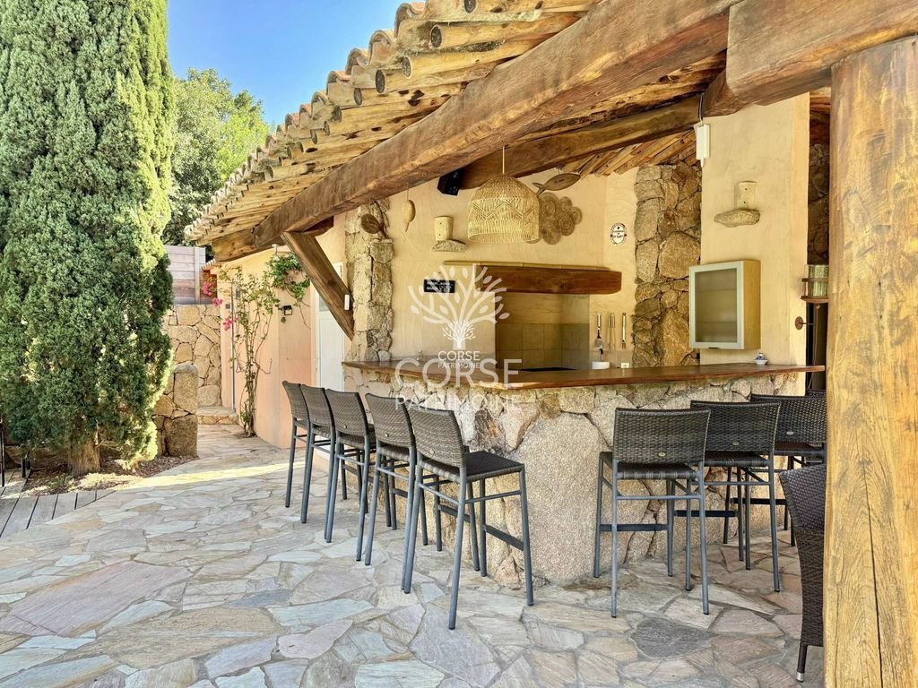 Maison à vendre, 242m², Lecci