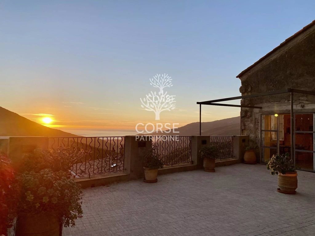 Maison à vendre, 314m², Fozzano