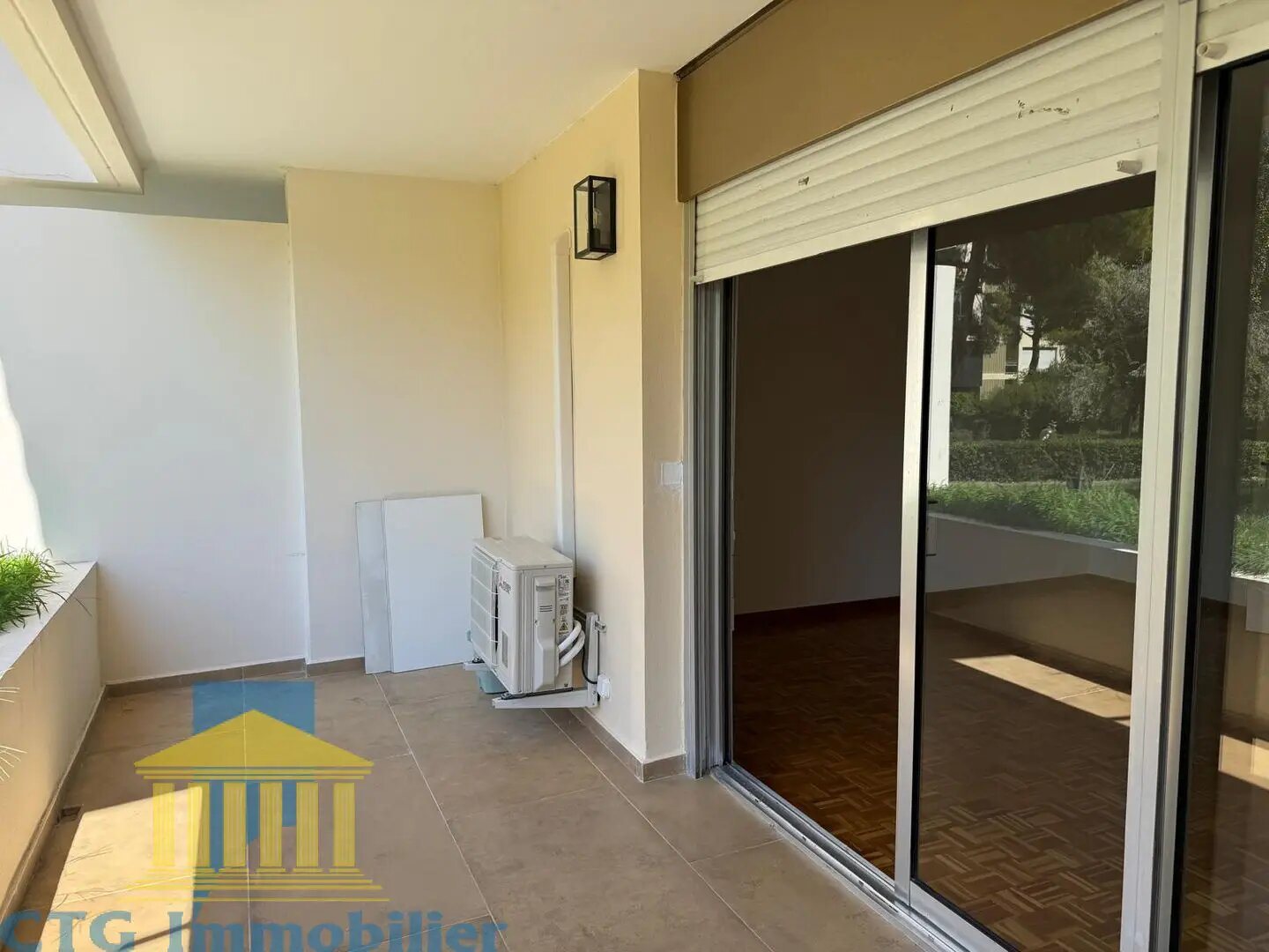 Appartement à louer, 37m², Marseille 8ème
