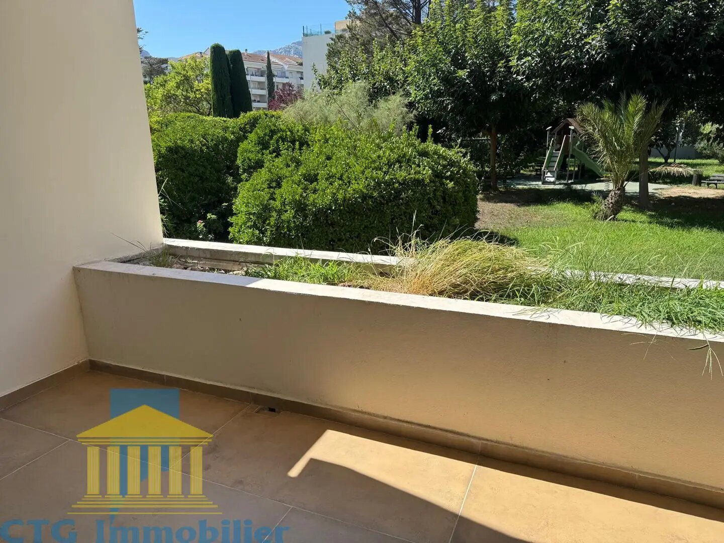 Appartement à louer, 37m², Marseille 8ème