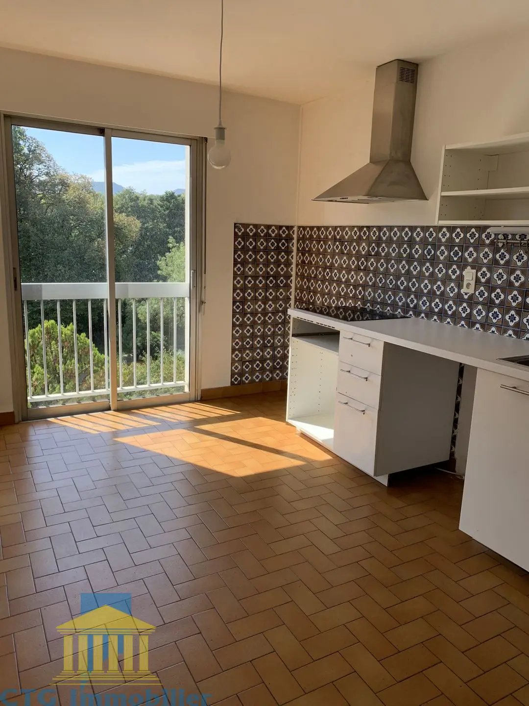 Appartement à louer, 91m², Marseille 8ème
