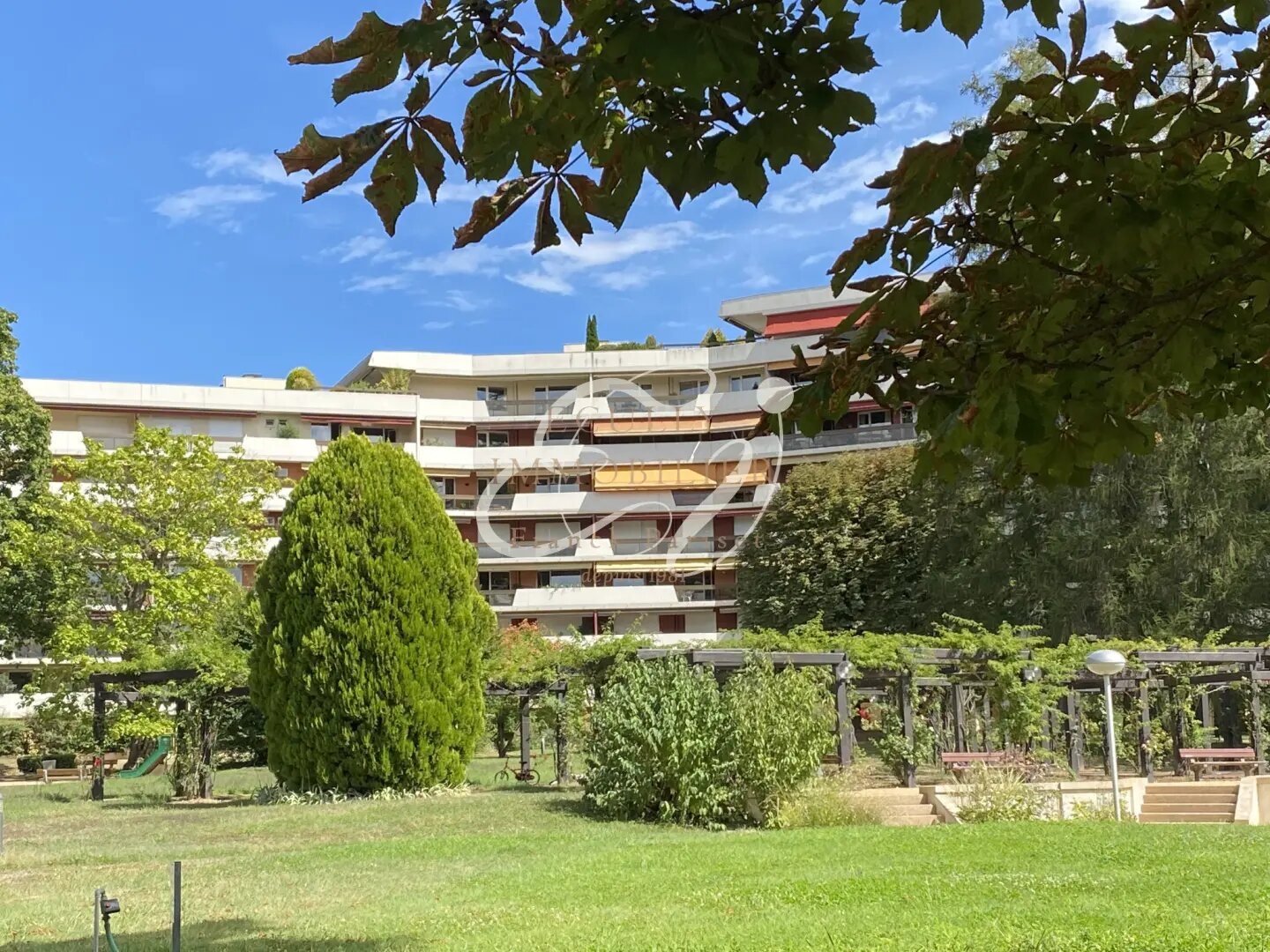 Appartement à vendre, 145m², Écully