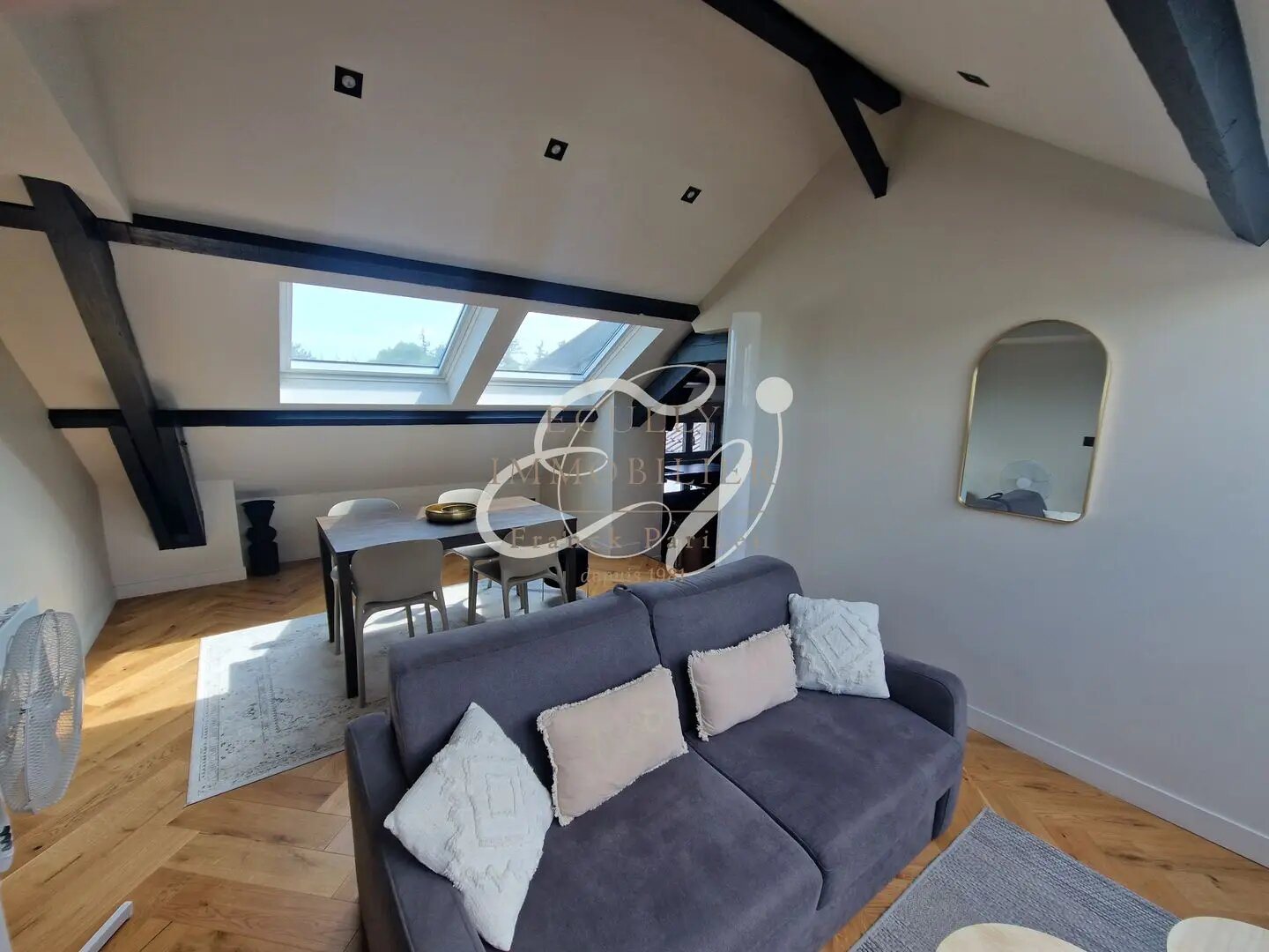 Appartement à louer, 32m², Écully