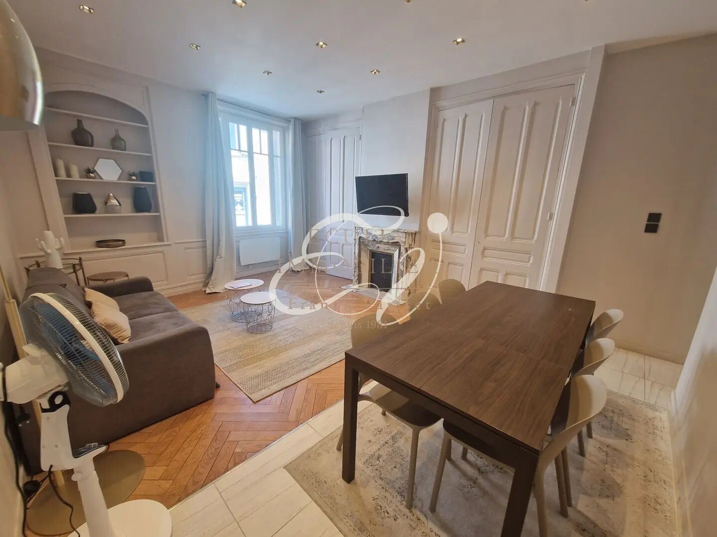 Appartement à louer, 71m², Ecully